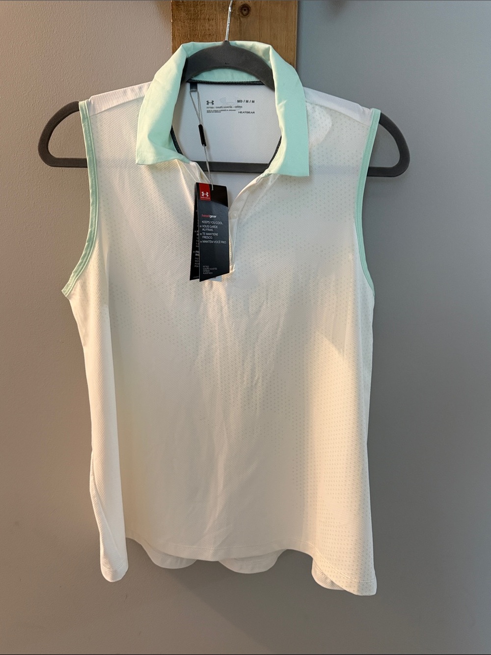 Under Armour Women’s White Sleeveless Polo wMint Trim & Cooling Fabric, M NWT